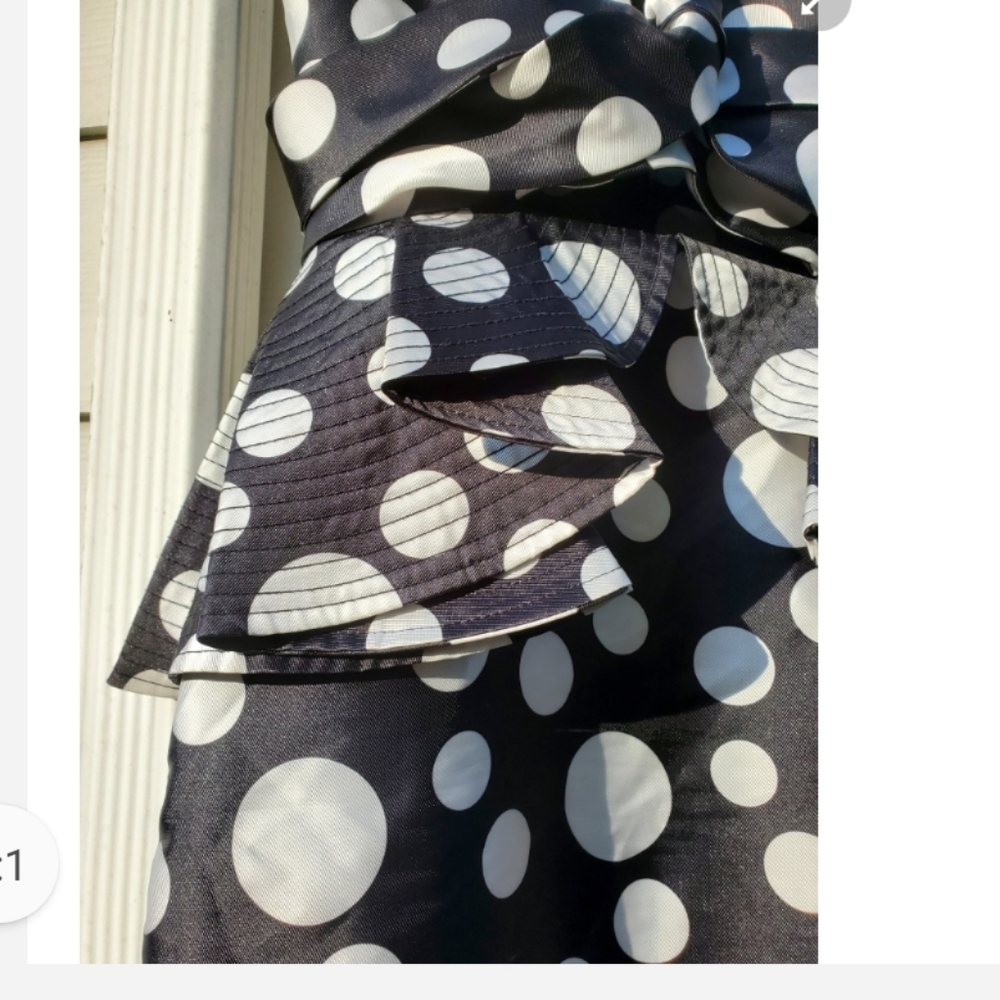 Dress - Picture 5 of 6